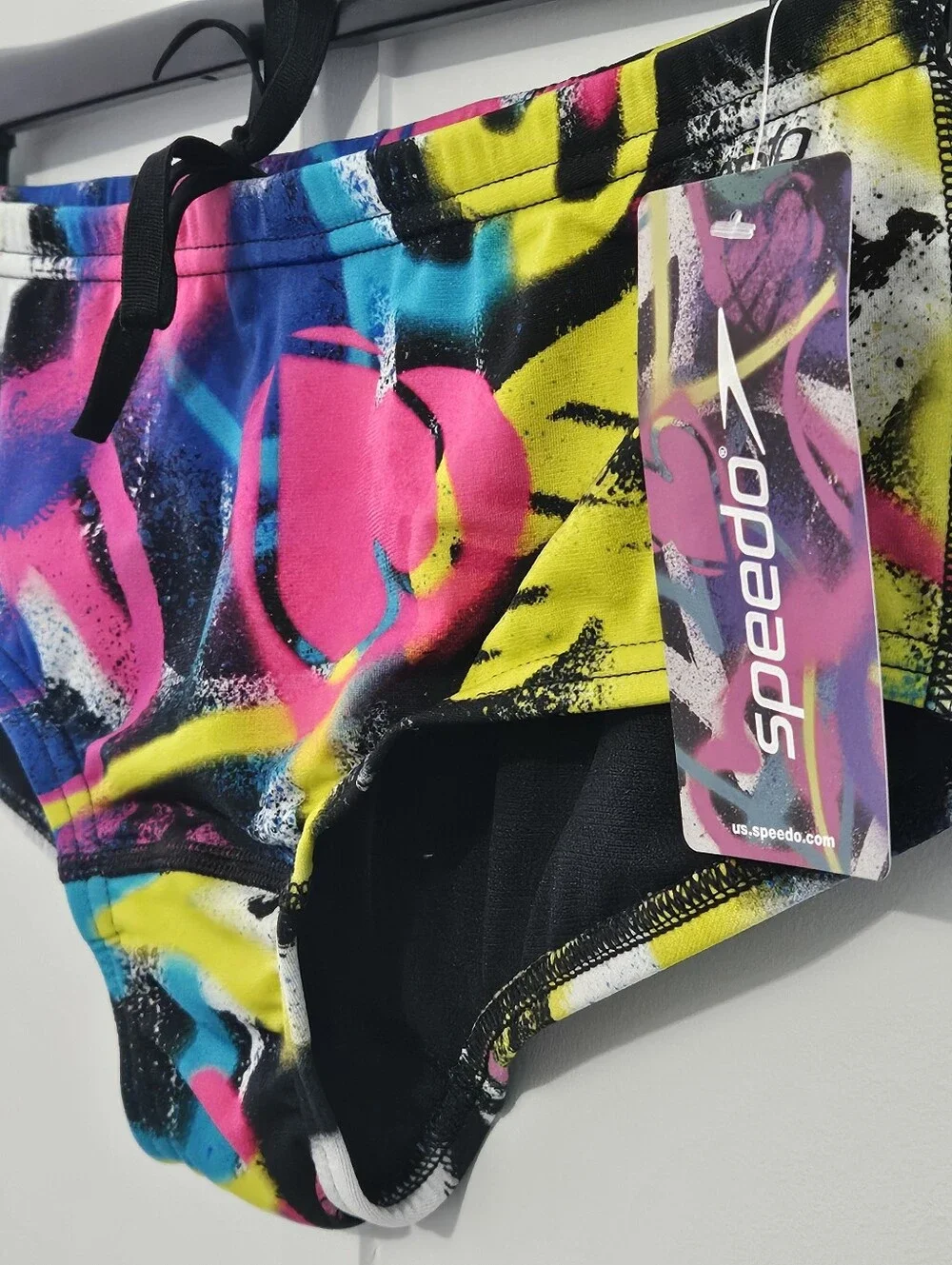 Speedo Endurance Size 28 Heartistic Flare Pink Boys Mens Swim Trunks with Elasti